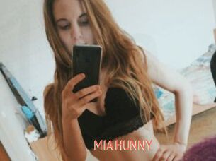 MIA_HUNNY