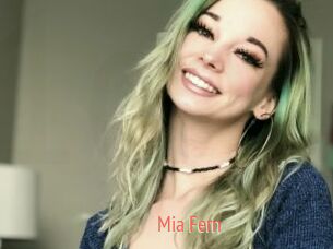 Mia_Fern