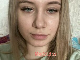 Mia_Gold_xx