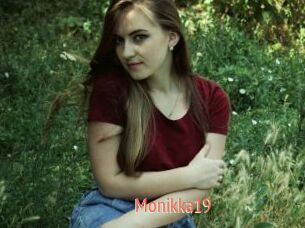 Monikka19