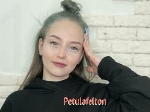 Petulafelton