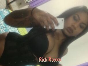 RickiRoxxx